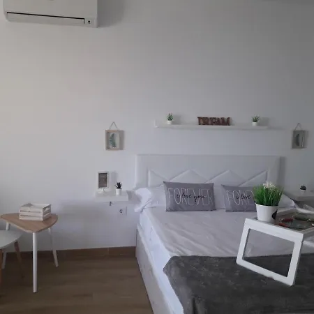 Holidays Costa Del Sol Benalbeach